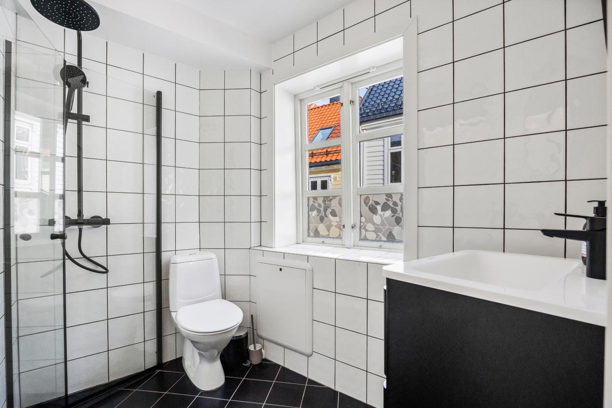 Homerentals Apartments - Behind Bryggen & Historic Cobblestone Streets - 2 Floor Renovated From February 2025 Берген Екстер'єр фото